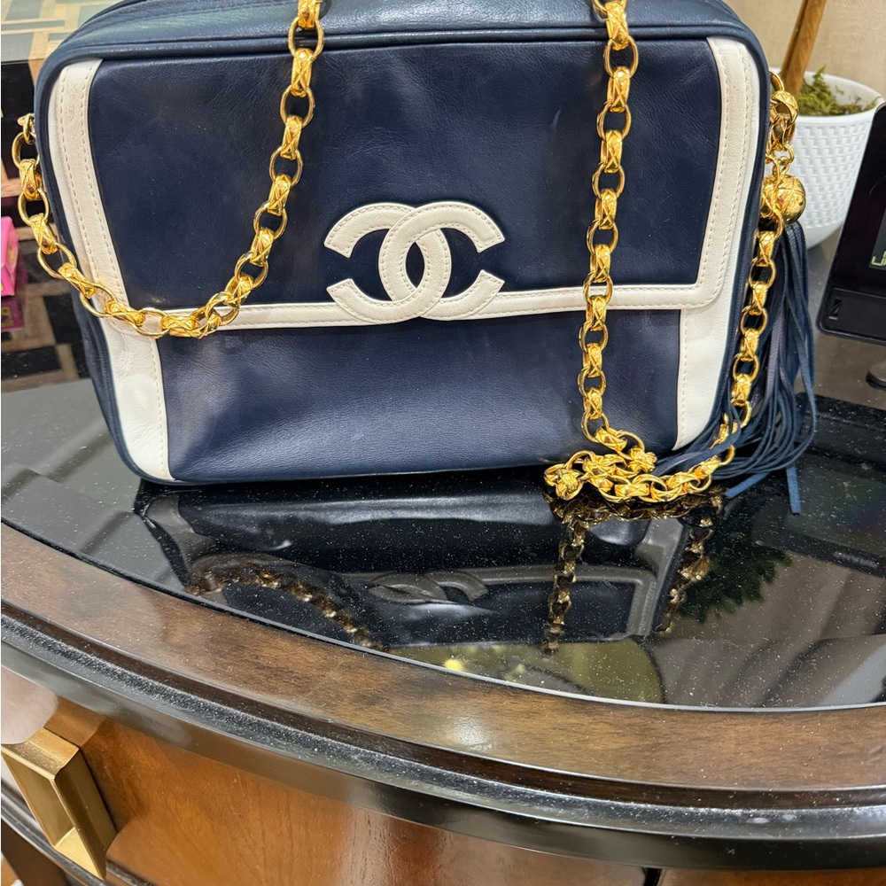 CHANEL Navy and White Lambskin Camera Shoulder Bag with Gold Chain - Picture 7 of 7